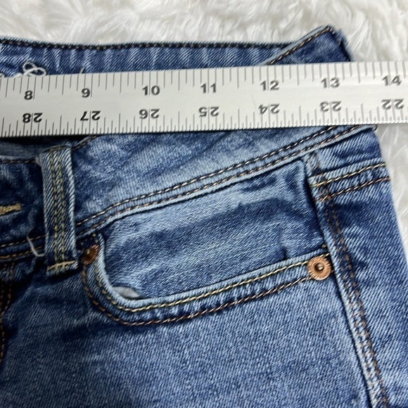 American Eagle Outfitters Slim Boot Light Wash Light Distress Size 0 Regular - Picture 5 of 6